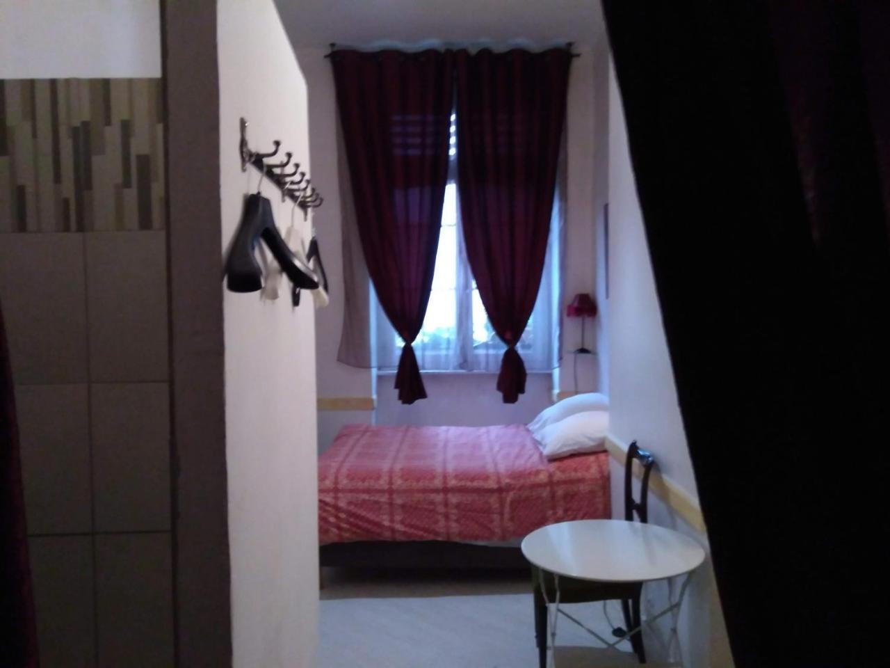 Chambres Les Soyeuses Lyon Exterior foto